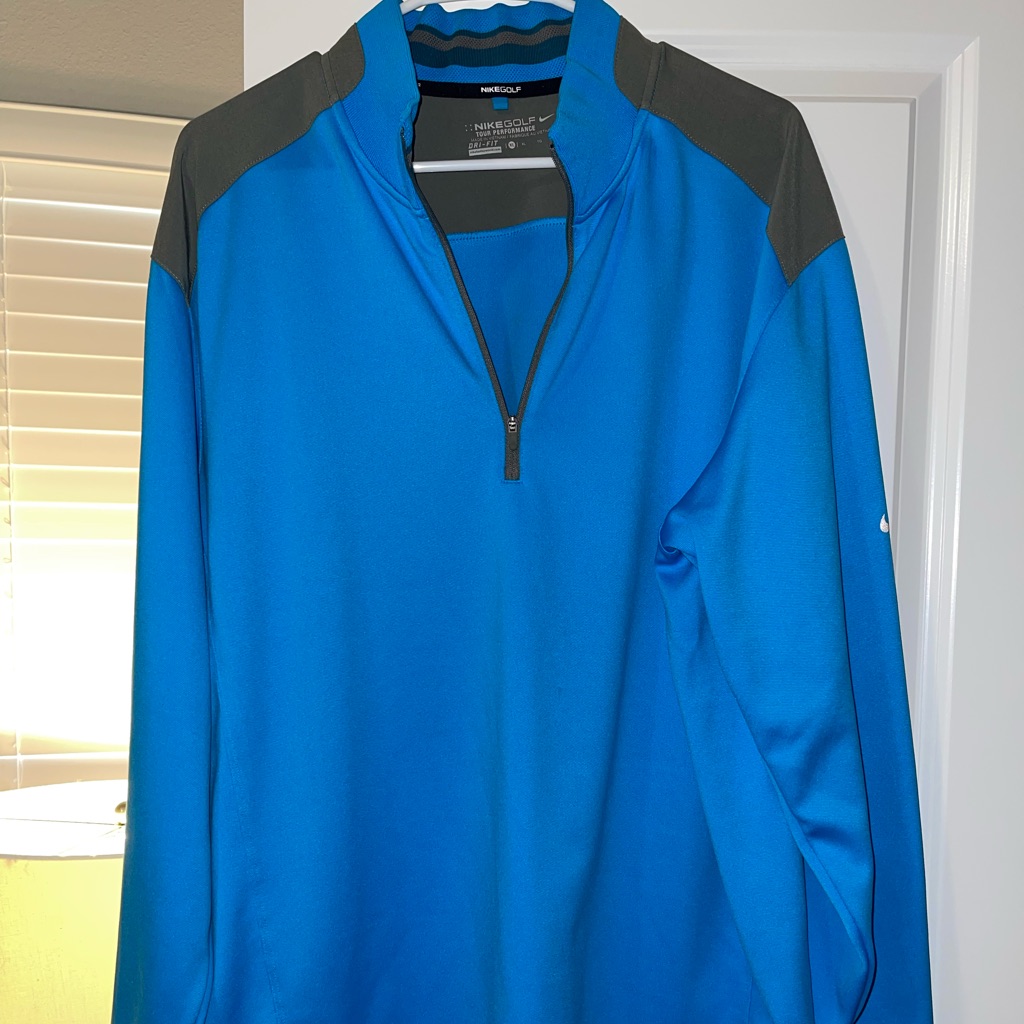 Nike Golf Pull Over